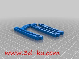 3D打印模型高70厘米，重达2公斤的火箭的图片