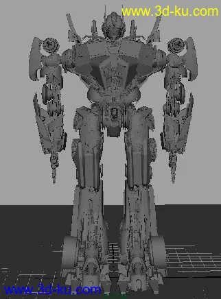 3D打印模型重新发的擎天柱的图片