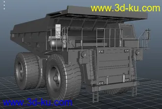 3D打印模型变型车的图片