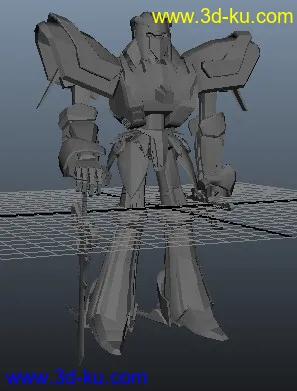 机器人和电话还有闹钟和手枪模型的图片