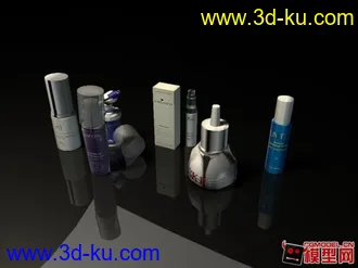 美白精華液一組模型的图片