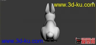 3D打印模型坐着的兔子雕塑的图片