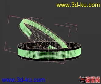 3D打印模型小的来看就是一枚戒指，大的来看就是一个装置艺术的图片