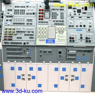 3D打印模型航天飞机驾使舱的图片