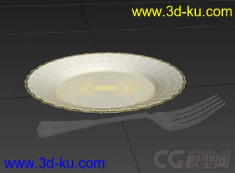 银叉青花瓷盘子高精度写实模型的图片
