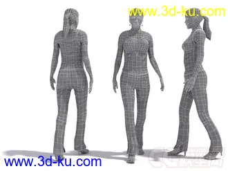 5个不同姿势的女模型的图片