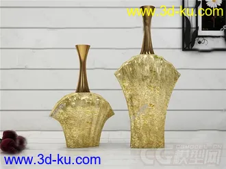 一个漂亮的酒瓶 摆设模型的图片