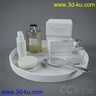 香水 化妆品 模型的图片