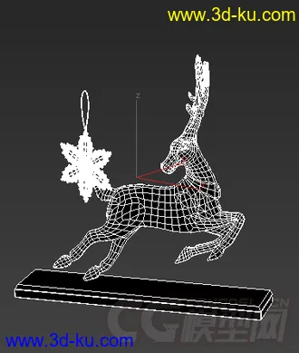 一只跳跃的小麋鹿模型的图片