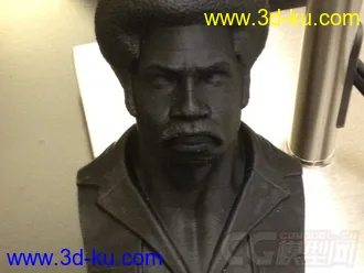 布莱克半身像  3D打印模型  STL格式的图片