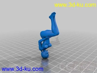 坐着的女士 3D打印模型  STL格式的图片