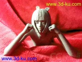 日光浴女孩 3D打印模型 STL格式的图片