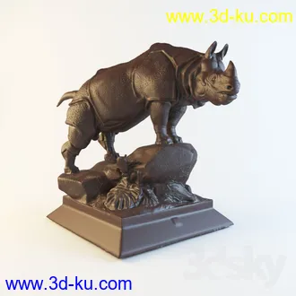 马头,鱼头,牛,大象,母狮子,犀牛,豹子雕塑,雕像模型,金属雕像,青铜模型的图片